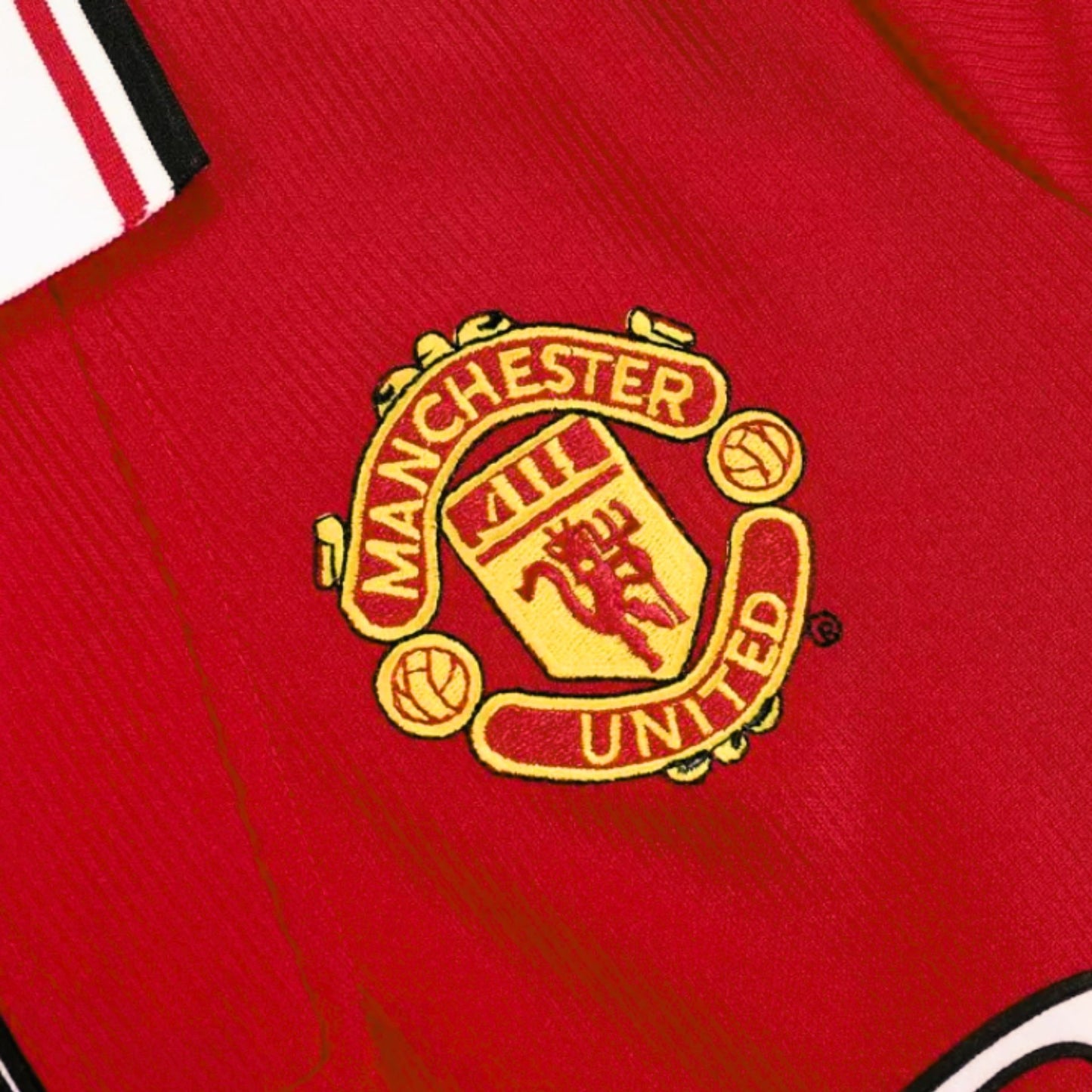 Manchester United 98/00 Fan Home